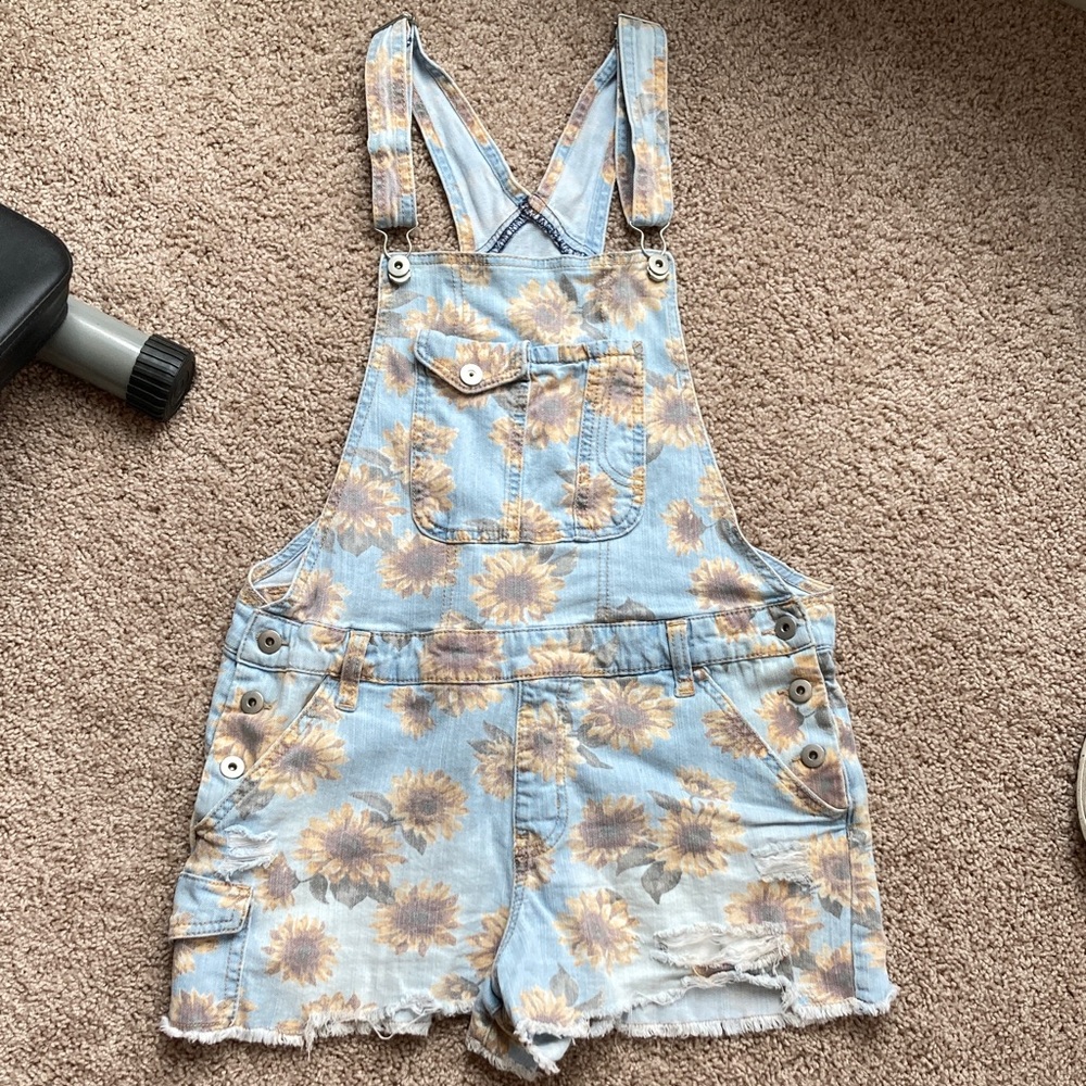 Sunflower Print Jean Short Overalls Sz Medium / Large